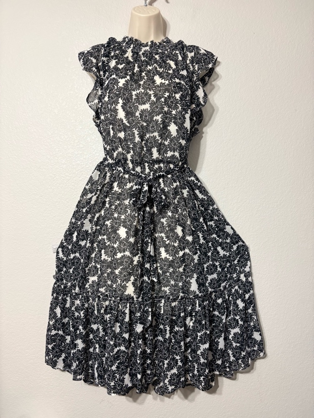 Ann Taylor Black and White Floral Georgette Ruffle Elastic Waist Midi Dress L